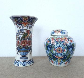 Tichelaar, Makkum - Vaas (2)  - Aardewerk - en gemberpot