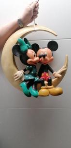 Walt Disney - Beeldje - Mickey and Minnie sitting on the, Verzamelen, Disney, Nieuw