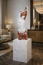 Sculpture, XL Marble Lady - 112.5 cm - Marbre