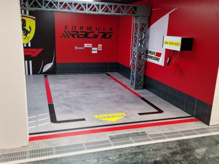 SD-modelcartuning 1:18 - Modelauto - Ferrari F1 Pitbox, Hobby en Vrije tijd, Modelauto's | 1:5 tot 1:12