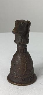 Service de table - tafelbel - Naar cesard - Cloche de table,, Antiek en Kunst