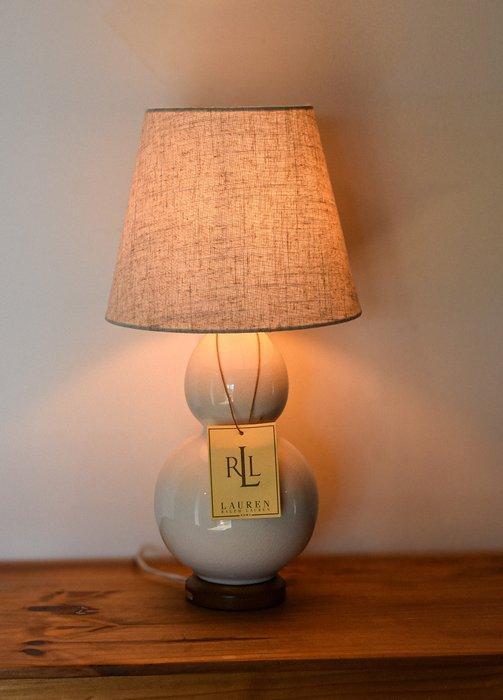 Ralph Lauren - Designer Lamp - Lamp - Porselein, Hout,, Antiek en Kunst, Curiosa en Brocante