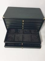 Accessoires. Black eco-leather coin cabinet for 48 places