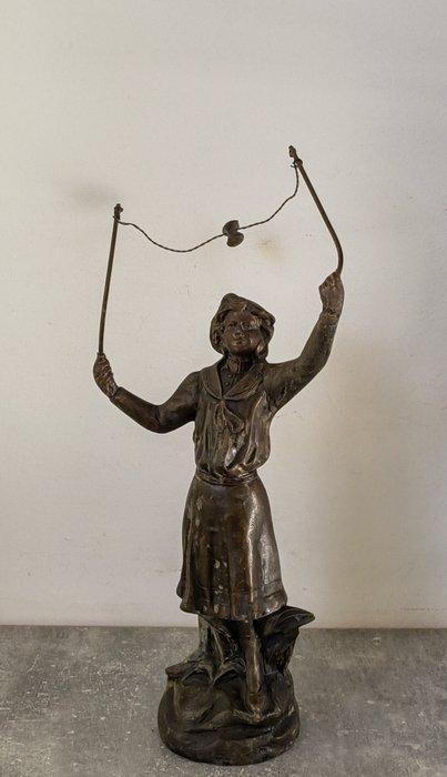 Gesigneerd - Beeld, Het klossenspel - Touw klossen - 37 cm -, Antiek en Kunst, Antiek | Keramiek en Aardewerk