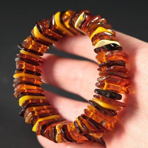Natuurlijke Baltische barnsteen - Exclusieve armband - -, Verzamelen, Mineralen en Fossielen