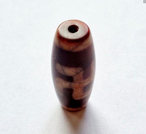 Tibetaans Geëtste Agaat Swastika-kralen-talisman - 29 mm, Antiek en Kunst, Antiek | Overige Antiek
