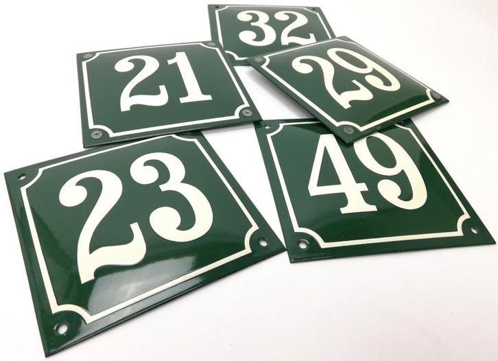 Huisnummer Zaans huisje boerengroen, Verzamelen, Merken en Reclamevoorwerpen, Verzenden