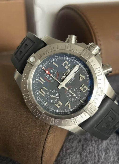 Breitling - Avenger Bandit - E1338310/M534 - Homme - 2019, Handtassen en Accessoires, Horloges | Heren