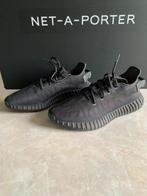 Yeezy X Adidas - Low-top sneakers - Maat: Shoes / EU 42,