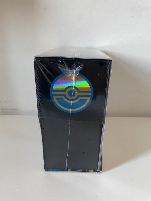 Pokémon - 1 Sealed box - Set Allenatore Fuoriclasse ETB, Hobby en Vrije tijd, Verzamelkaartspellen | Pokémon