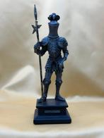 sculptuur, Decorative metal sculpture of a medieval, Nieuw