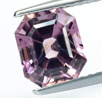 Zonder Minimumprijs Spinel - 2.08 ct - Gem Report Antwerp