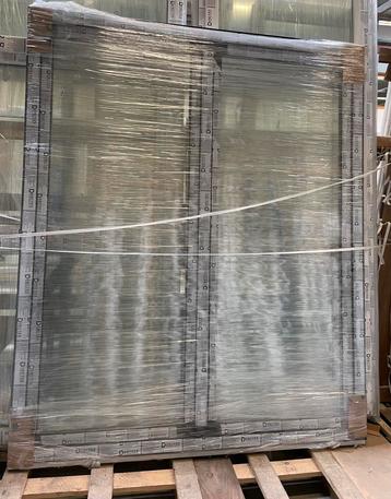 PVC raam zonder middenstijl B180xH215 antraciet RAL7016 beschikbaar voor biedingen