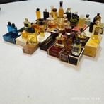 Collection darticles de marque - Miniatures de parfums de
