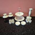 Wedgwood - John Goodwin - Tafelservies (20) - Edme: etagère,