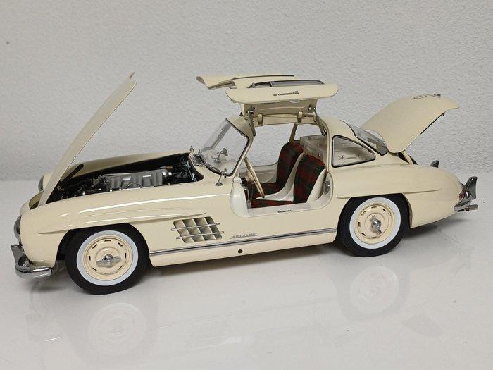 Schuco 1:12 - Modelauto - Mercedes Benz 300 SL Gullwing -, Hobby en Vrije tijd, Modelauto's | 1:5 tot 1:12