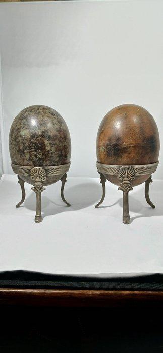 Decoratief ornament (2) - Paar gemonteerde emu-eieren uit de, Antiek en Kunst, Antiek | Overige Antiek