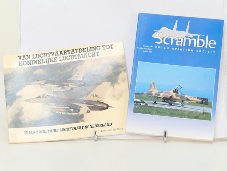 Set van 2 luchtvaartboeken – Nederlandse militaire luchtv., Hobby en Vrije tijd, Modelbouw | Overige, Gebruikt, Ophalen of Verzenden