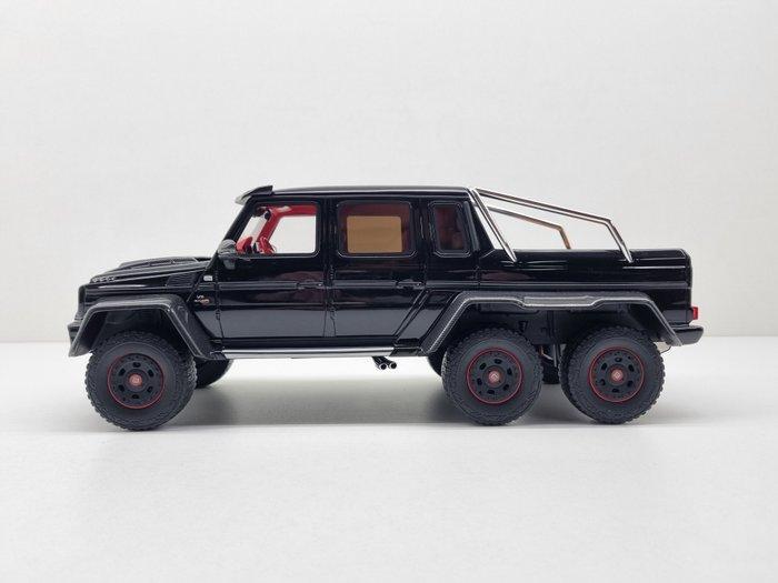 GT Spirit 1:18 - Modelauto - Mercedes-Benz Brabus 700 6X6, Hobby en Vrije tijd, Modelauto's | 1:5 tot 1:12
