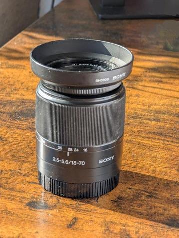 Sony DT 18-70mm 3.5-5.6 Objectif à focale variable