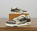 Louis Vuitton - Sneakers - Maat: Shoes / EU 45.5, UK 10