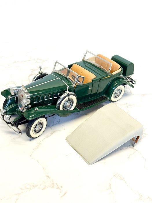 Danbury Mint 1:24 - Voiture miniature - 1932 Cadillac V16, Hobby & Loisirs créatifs, Voitures miniatures | 1:5 à 1:12