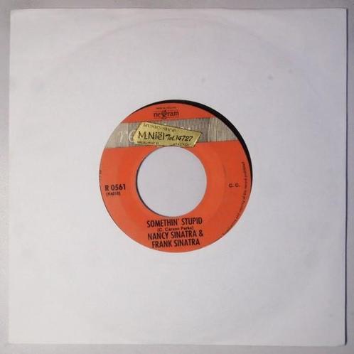 Nancy Sinatra and Frank Sinatra - Somethin stupid - Single, Cd's en Dvd's, Vinyl Singles, Single, Gebruikt, 7 inch, Pop