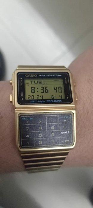 Casio Data Bank DBC-611G - calculator watch - Computer, Games en Spelcomputers, Spelcomputers | Overige Accessoires
