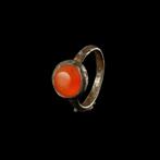 Oud-Romeins Zilver Ring met carneool cabochon