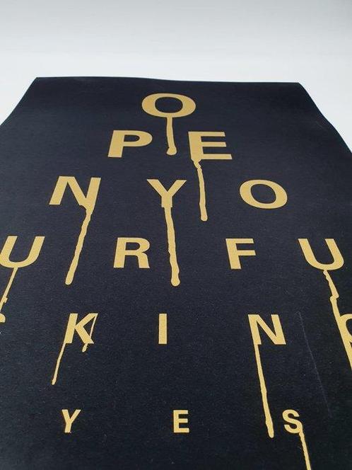 Alex Bucklee - Eye Test Dripping Gold Ap, Antiek en Kunst, Kunst | Schilderijen | Modern