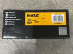 Veiling - 8x Dewalt brads 25mm 5000-pack gegalvaniseerd, Doe-het-zelf en Bouw, Nieuw