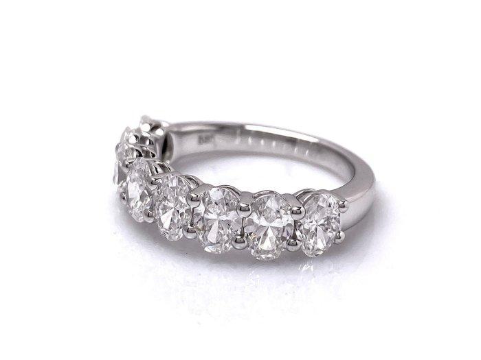 Ring - 14 karaat Witgoud - 2.49ct. tw. Diamant (Lab-grown), Handtassen en Accessoires, Ringen