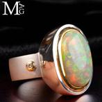 Ethereal Fire Gouden en zilveren ring met Ethiopisch opaal