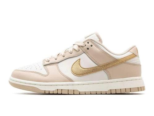 Nike Dunk Low Phantom Metallic Gold - Maat 36 EU, Kleding | Heren, Schoenen, Ophalen of Verzenden