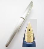 Pilot - Elite (silver and blue) - 18K gold nib (F) - Vulpen, Nieuw