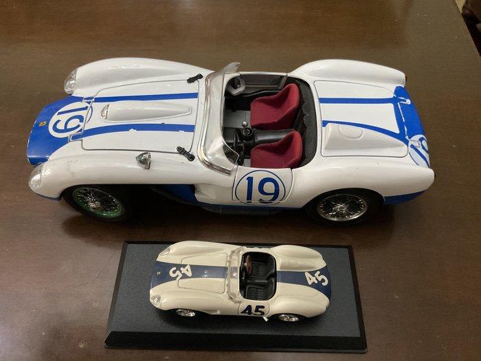 Bburago, Art Model 1:18 - Modelauto (2) - Ferrari 500 TRC, Hobby en Vrije tijd, Modelauto's | 1:5 tot 1:12