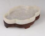 Chinese Carved Cup Stand - Jade (untested) - Chine -, Antiek en Kunst