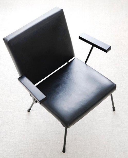 Gispen - Wim Rietveld - Fauteuil - 1401 - Acier, Bakélite,, Antiek en Kunst, Antiek | Meubels | Stoelen en Sofa's