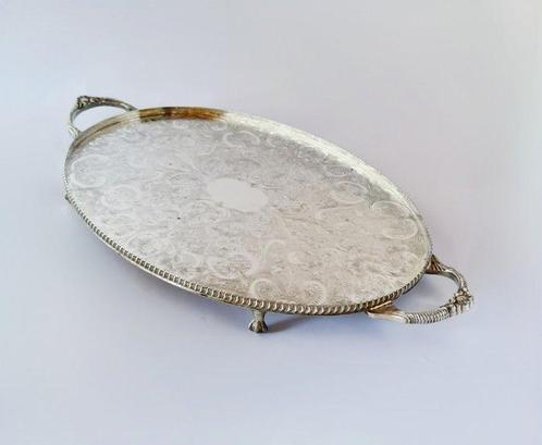 Dienblad - Grote 56 cm Victoriaanse zilvergeplateerde, Antiek en Kunst, Antiek | Meubels | Tafels
