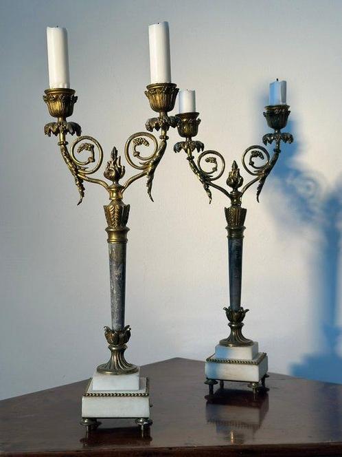 Antike französische Empire-Kerzenhalter – Bronze & Marmor –, Antiek en Kunst, Antiek | Overige Antiek