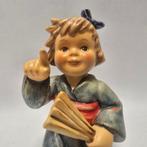 Goebel - Beeldje - Hummel #2063 - Asian Wanderer - TMK8 -