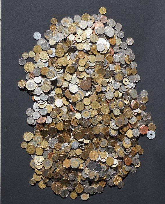 Wereld. Kavel van 7 kg wereldmunten (Zonder minimumprijs), Postzegels en Munten, Munten | Europa | Niet-Euromunten
