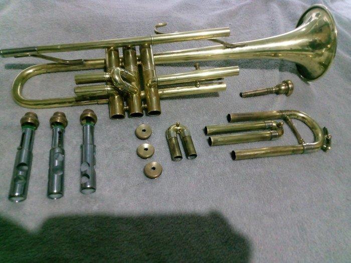 Lignatone - - Trompet - Tsjechië - 1950, Muziek en Instrumenten, Blaasinstrumenten | Blokfluiten