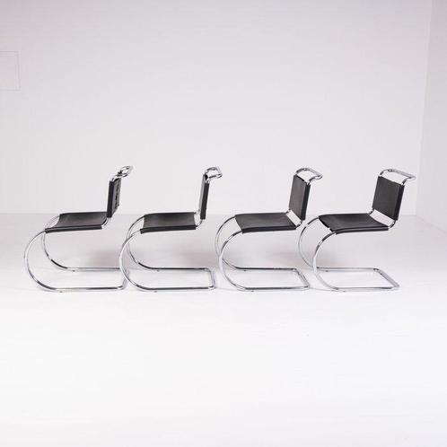 Knoll - Ludwig Mies van der Rohe - Chaise (4) - MR10 -, Antiek en Kunst, Antiek | Meubels | Stoelen en Sofa's