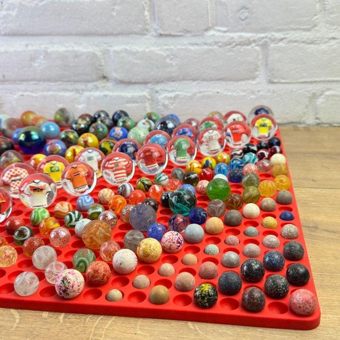 Handpicked Antique and vintage collectable stone and glass, Antiek en Kunst, Antiek | Speelgoed