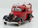 Schaal 1:19 Solido 8026 Ford V8 Fire truck #79, Hobby & Loisirs créatifs, Voitures miniatures | Échelles Autre, Ophalen of Verzenden