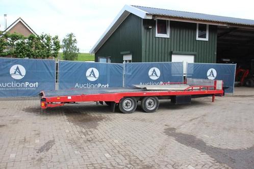 Veiling: Lanbouw Machinetransporter, Auto's, Vrachtwagens, Ophalen