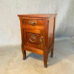 Kabinet - Hout, Italiaanse ambachtelijkheid in de eerste