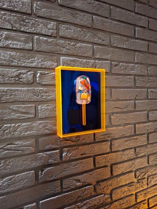 ELEMENTAL - Neon Ice Cream - Mirror edition, Antiek en Kunst, Kunst | Designobjecten