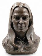 Patricia Finch (1921-2001) - Porträtbüste einer Dame